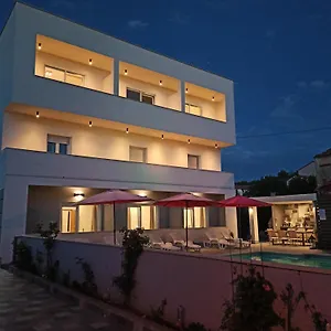 Apartmant & Rosa Medulin 4* Pomer