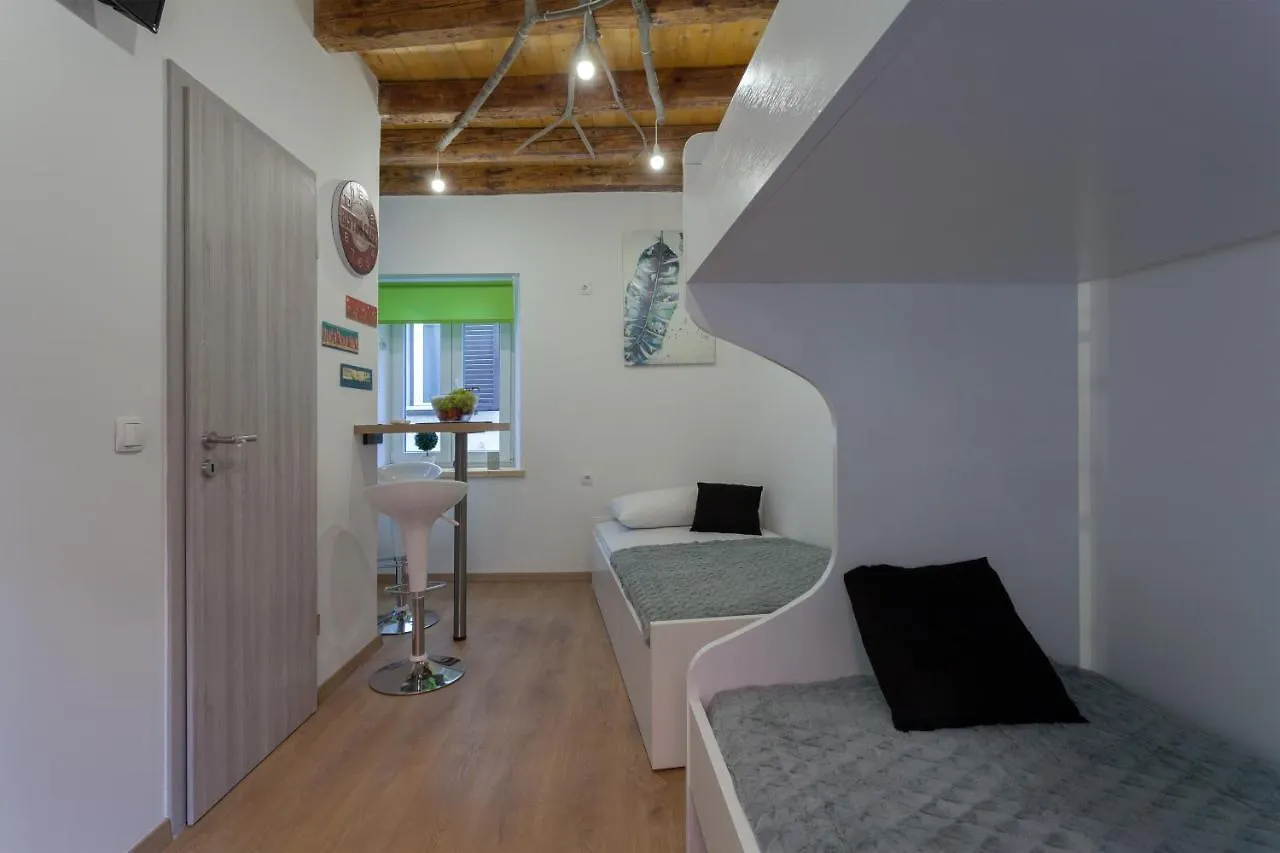 Guest House Blue Zadar 3*,